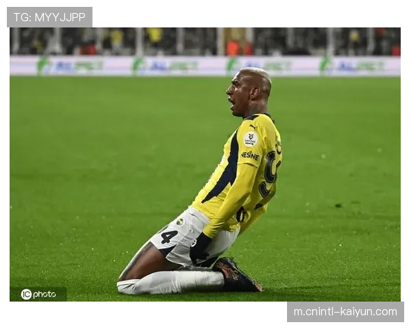 费内巴切后防伤情严重 进攻核心塔利斯卡缺阵影响火力输出 费内巴切后防伤情严重 进攻核心塔利斯卡缺阵影响火力输出