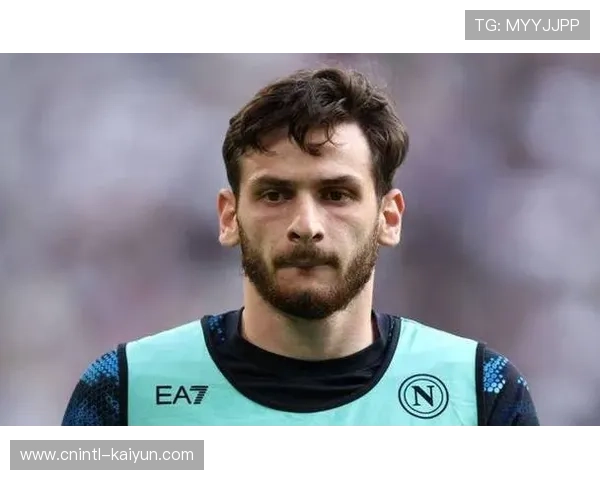 克瓦拉茨赫利亚替补双响造逆转 巴黎进攻深度令蓝军防线崩溃